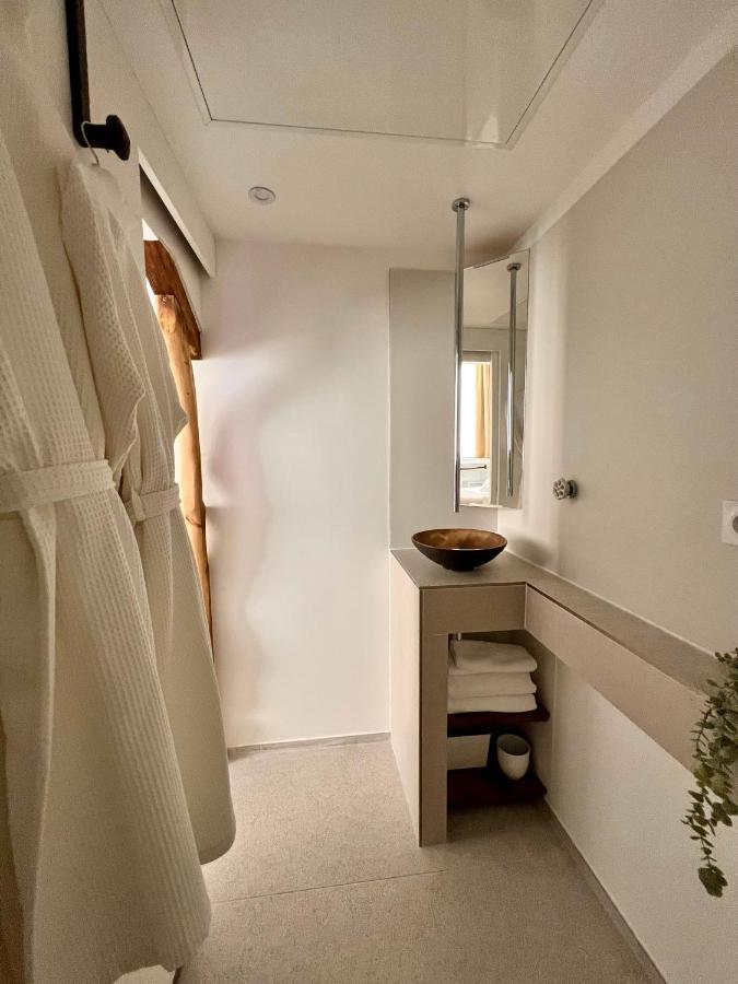 Tamarin & Capucin Suite Balneo Aubagne Extérieur photo